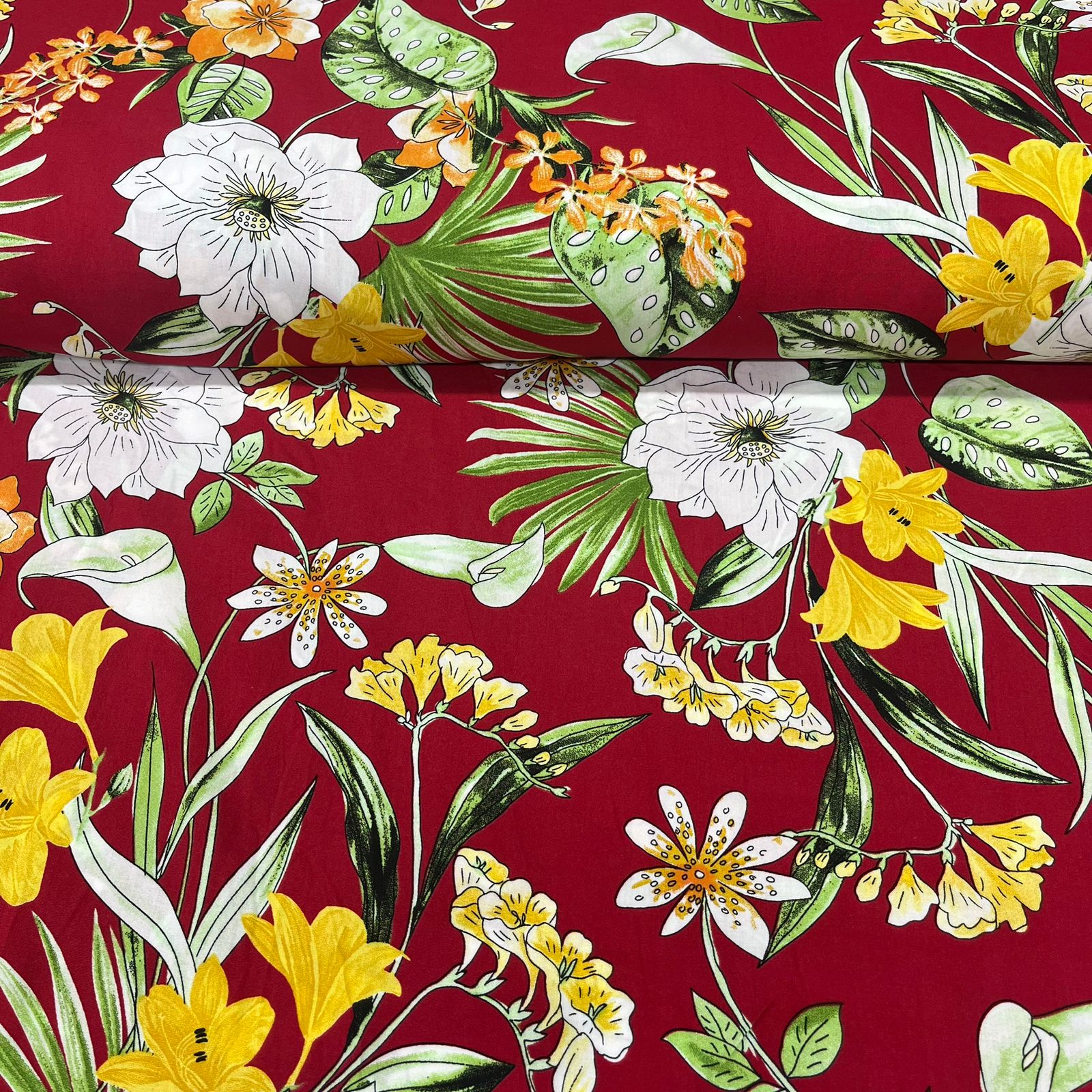 Viscose Floral Vermelho RRR