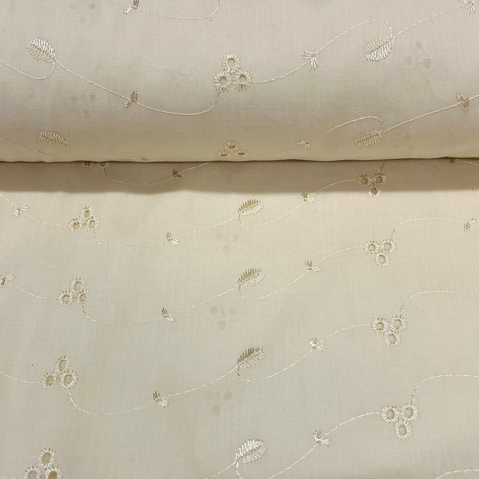 Layse Broderi Creme ESQUENTA