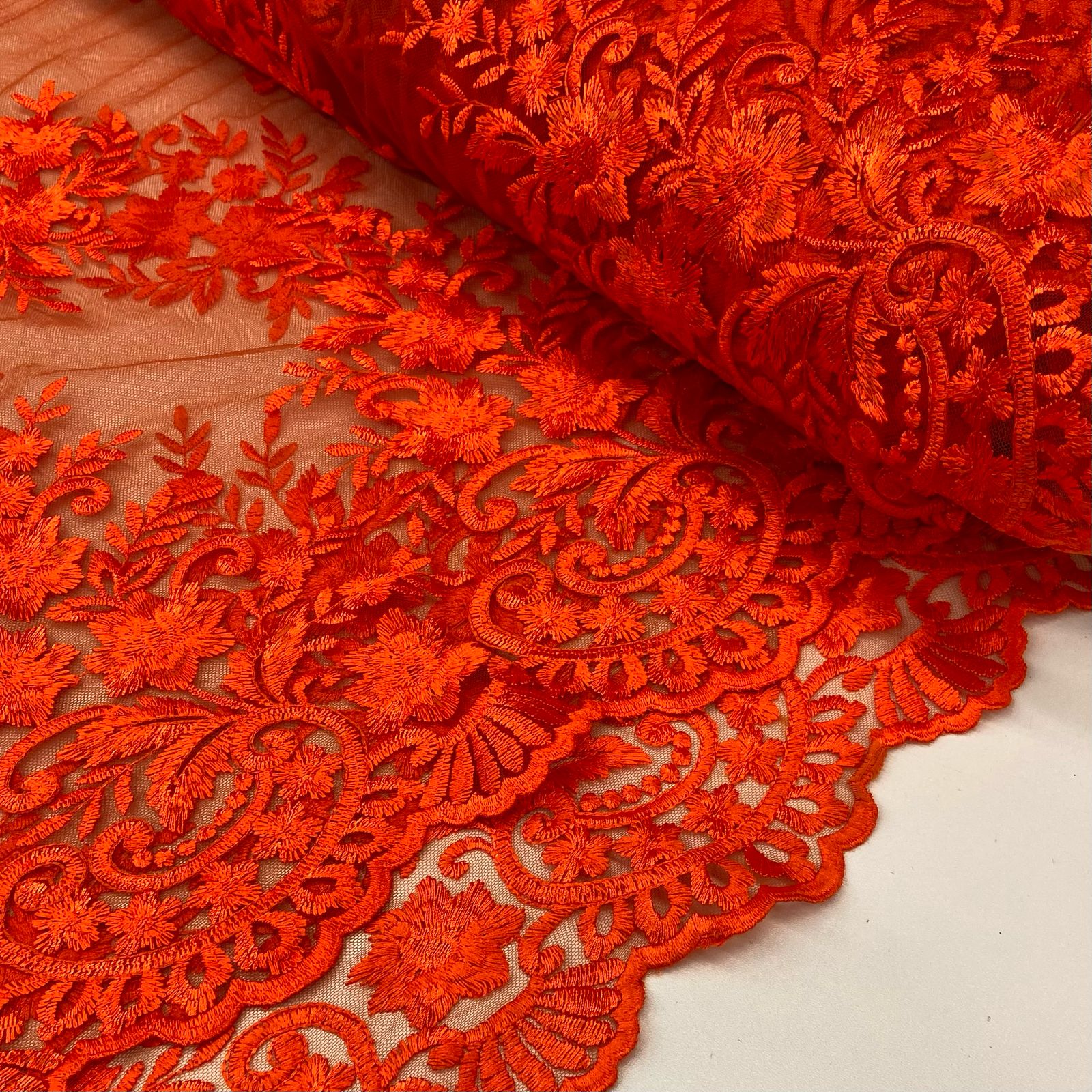 Tule Bordado Laranja Floral ESQUENTA