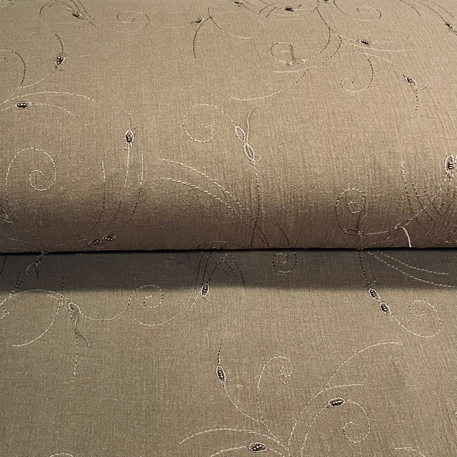 Crepe de Algodão Bordado Marrom Purity FIND