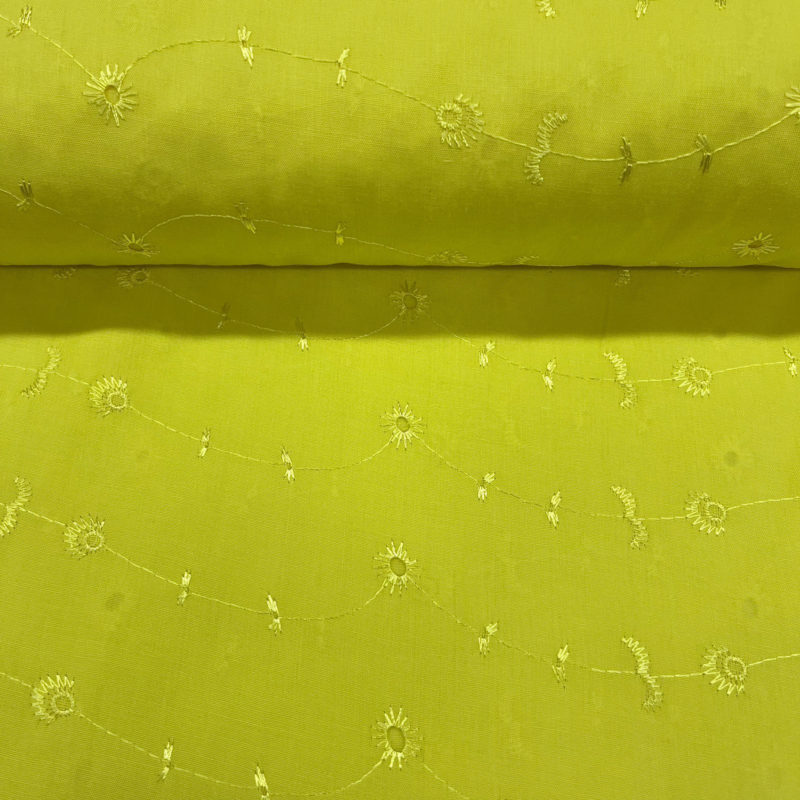 CORTE 0,80x1,50m Layse Broderi Amarelo