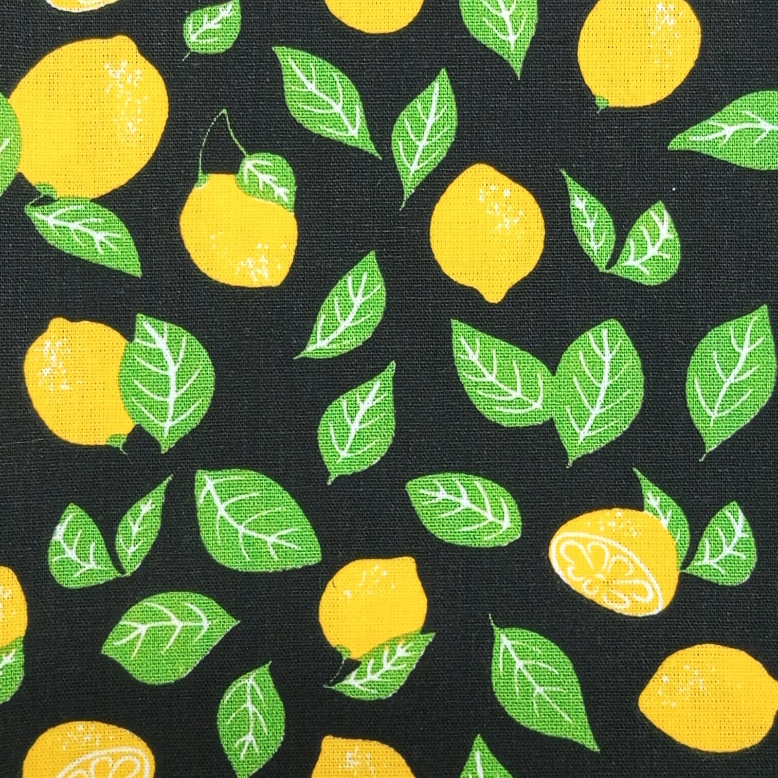 Tricoline Limão Siciliano fundo Preto MALUCA