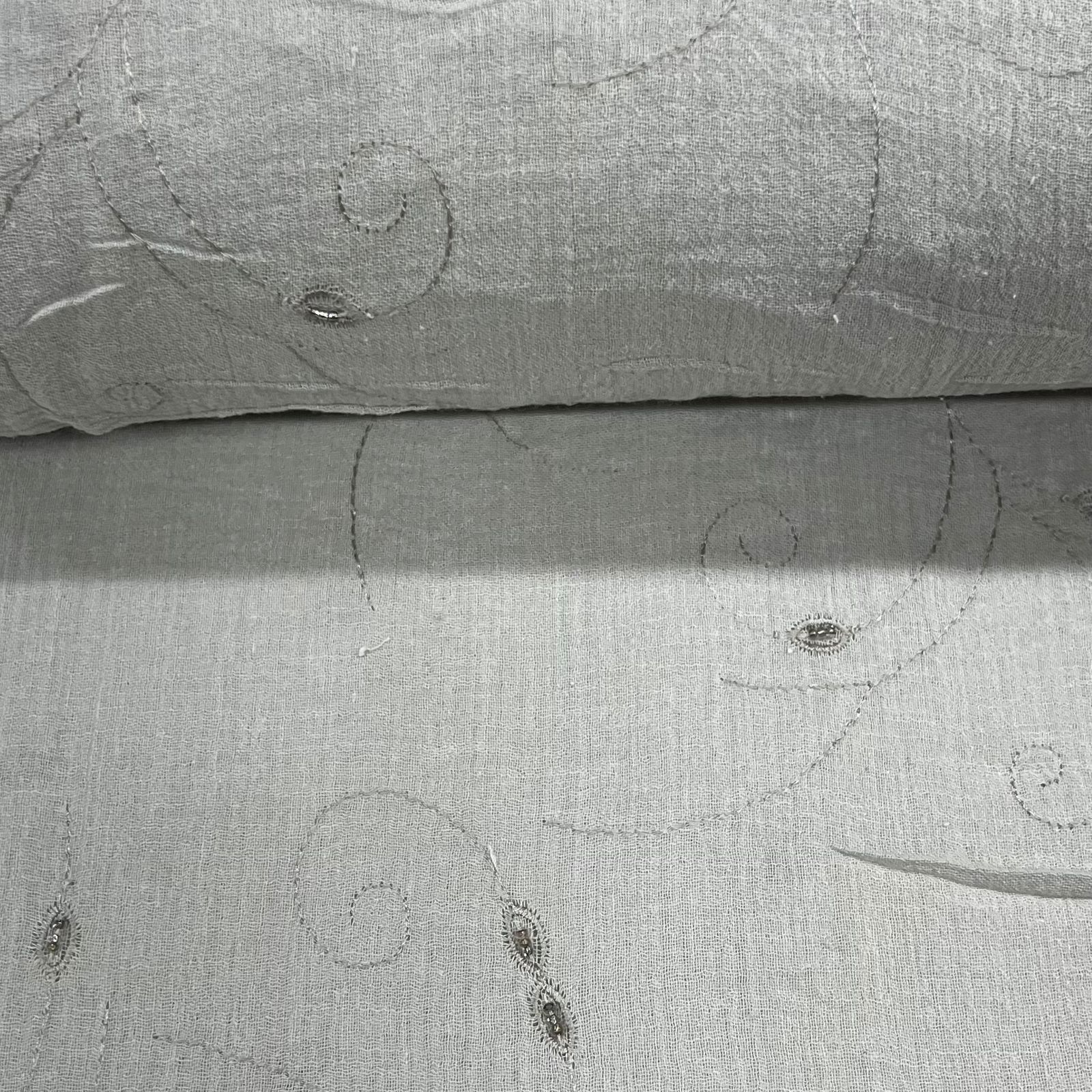 Crepe de Algodão Bordado Prata Purity TEMPORAL