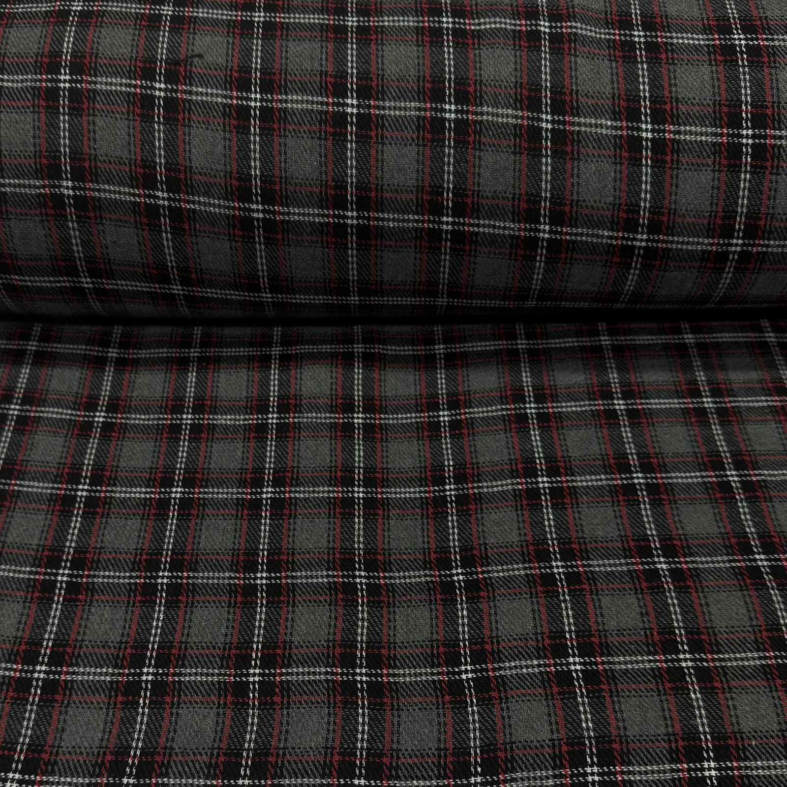 Flanela Xadrez Cinza e Vermelho RRR