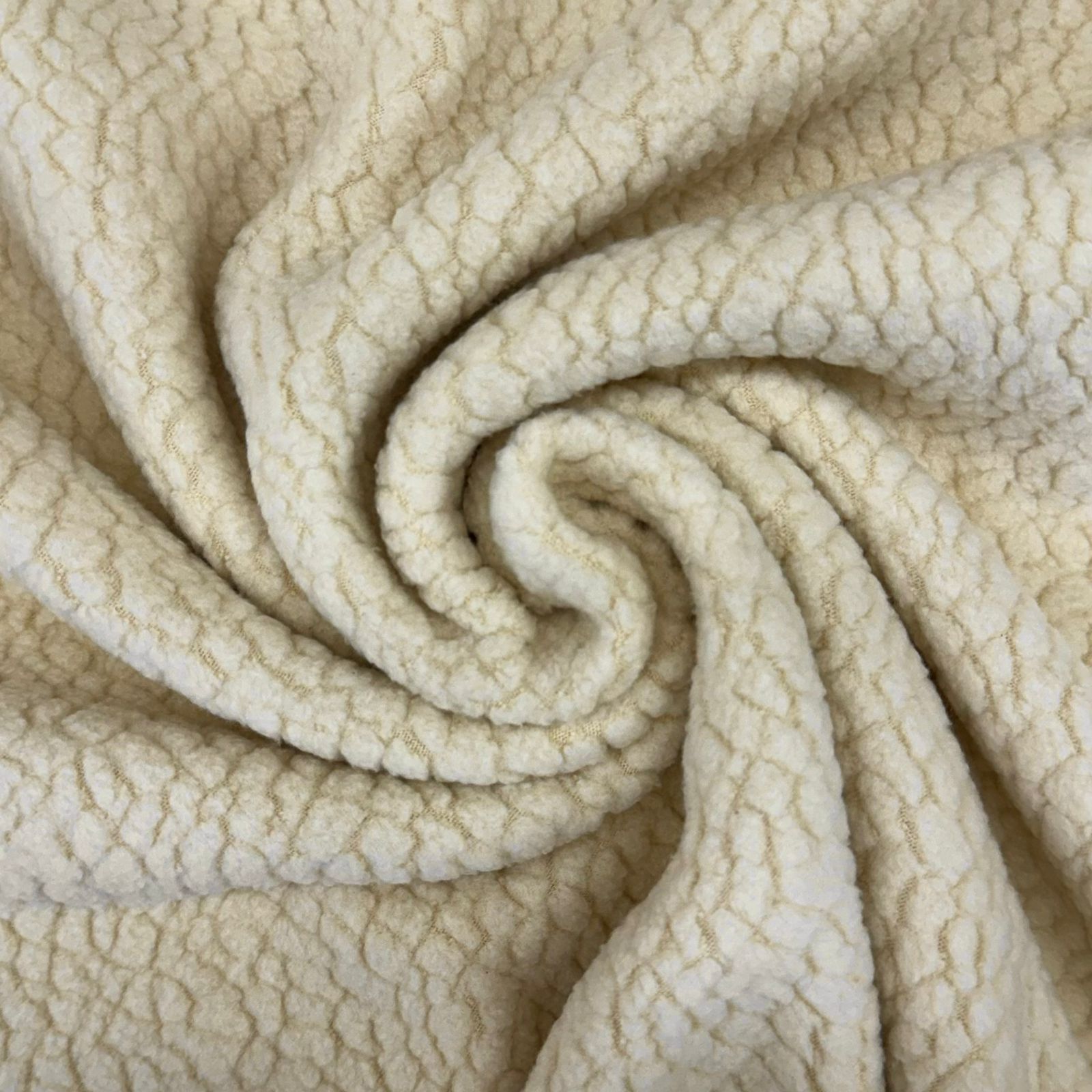 CORTE 0,80x1,60cm Carneirinho Unifloc Pettenati Creme