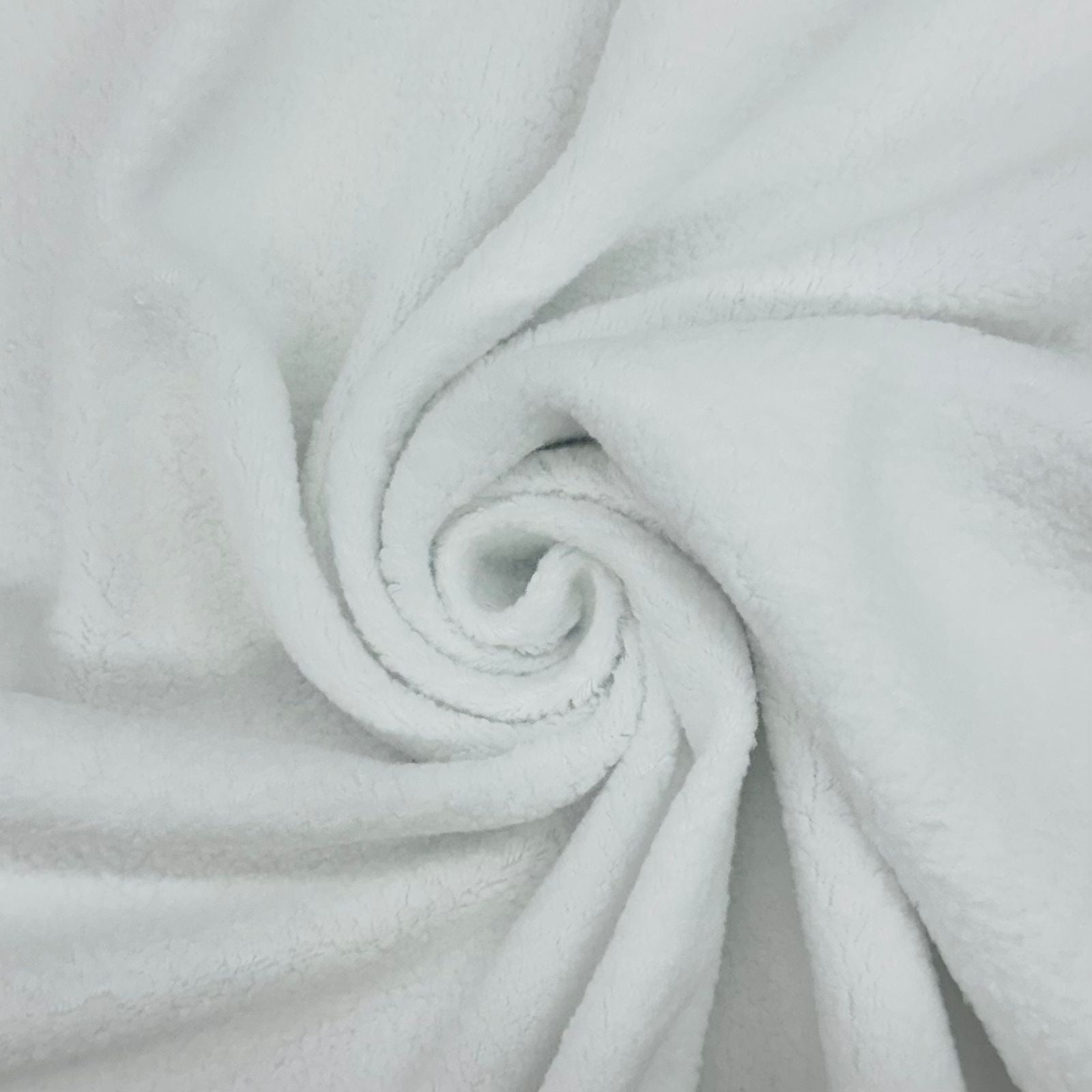 Pelúcia Melton Branco 