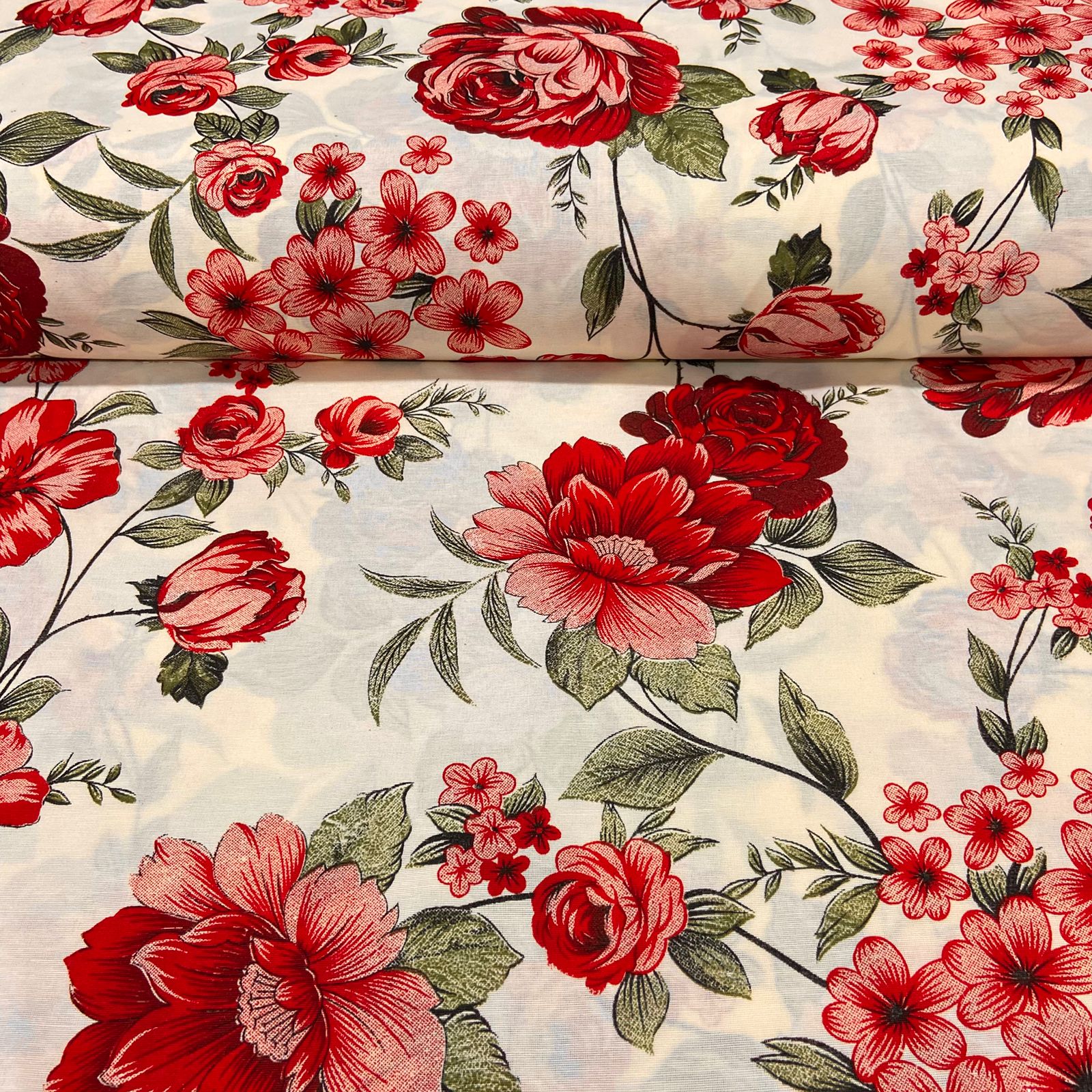 Lençol Elegance Flores Vermelhas 2,50m 