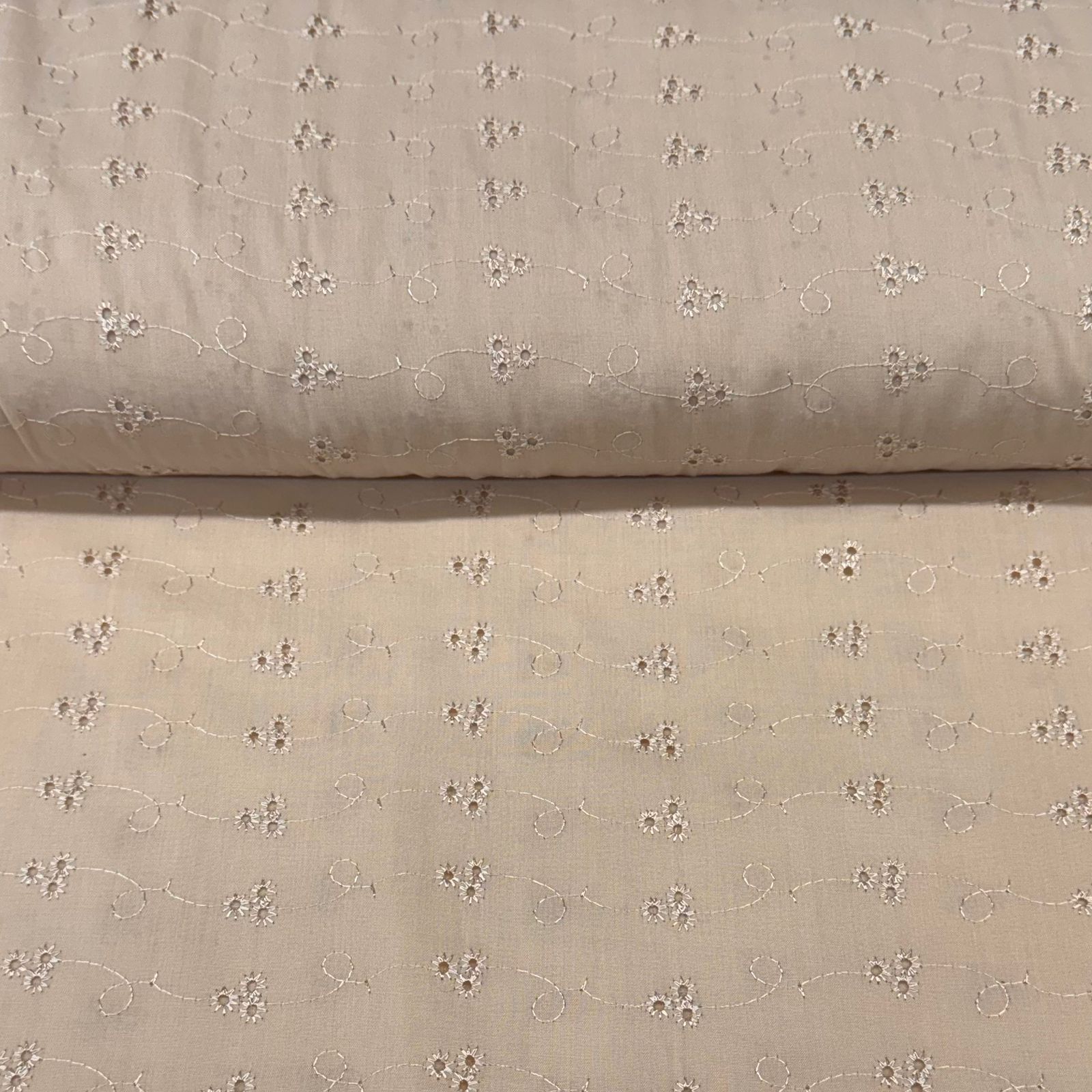 Layse Broderi Cru