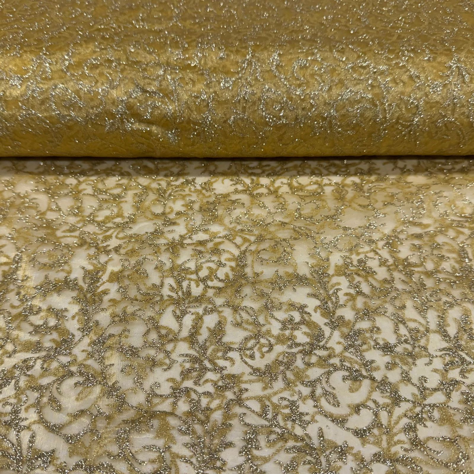Organza Estampada Dourado e Prata