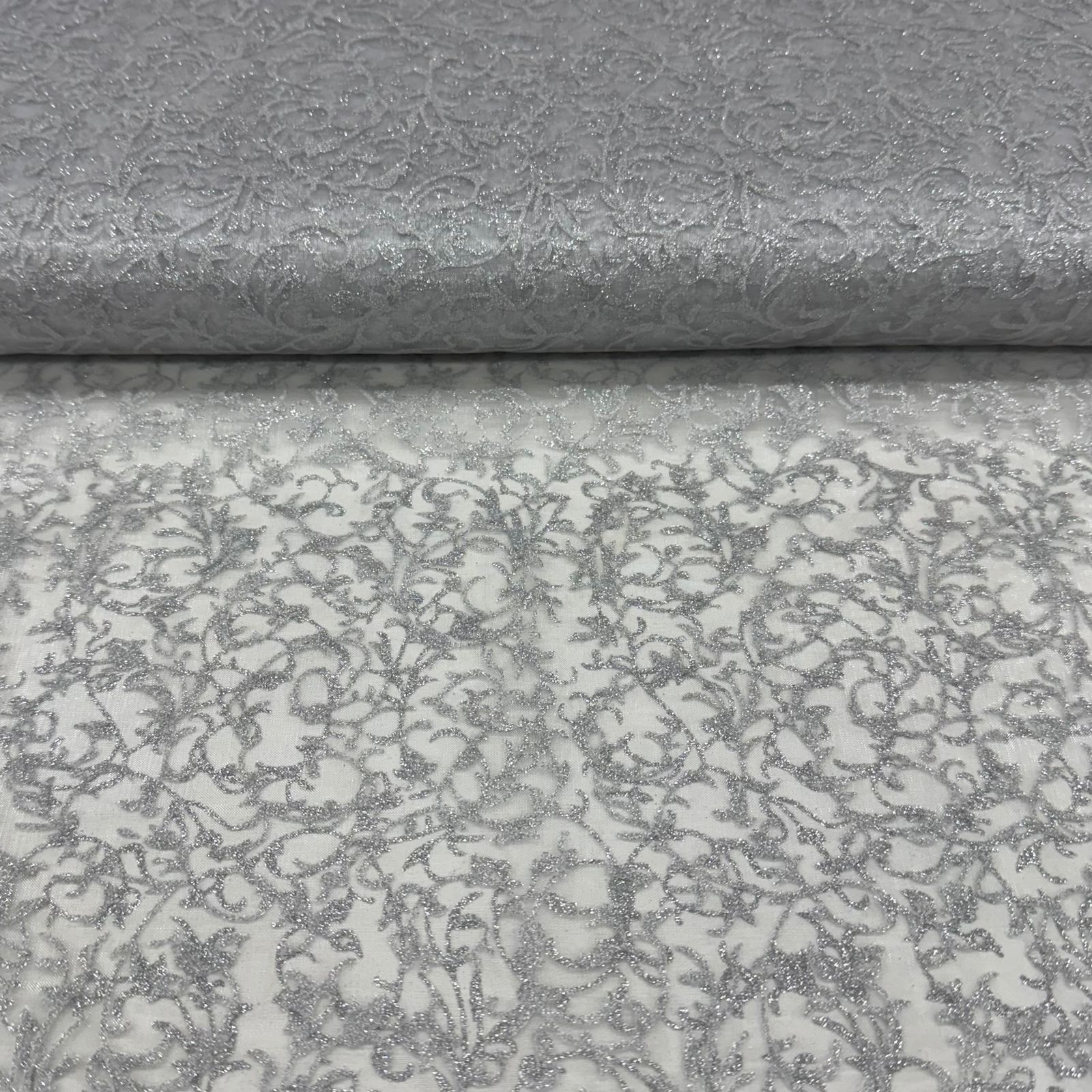 Organza Estampada Prata no Prata