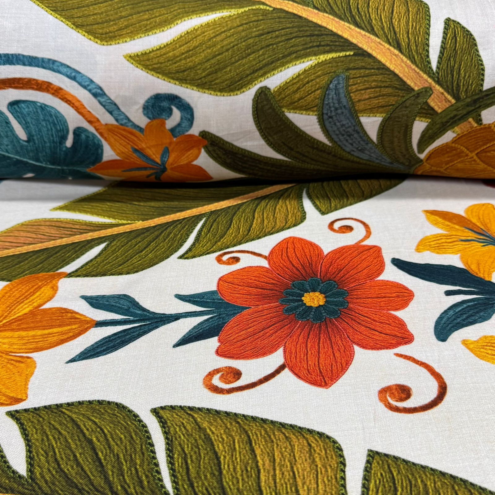 Viscose Farm Flores e Abacaxis