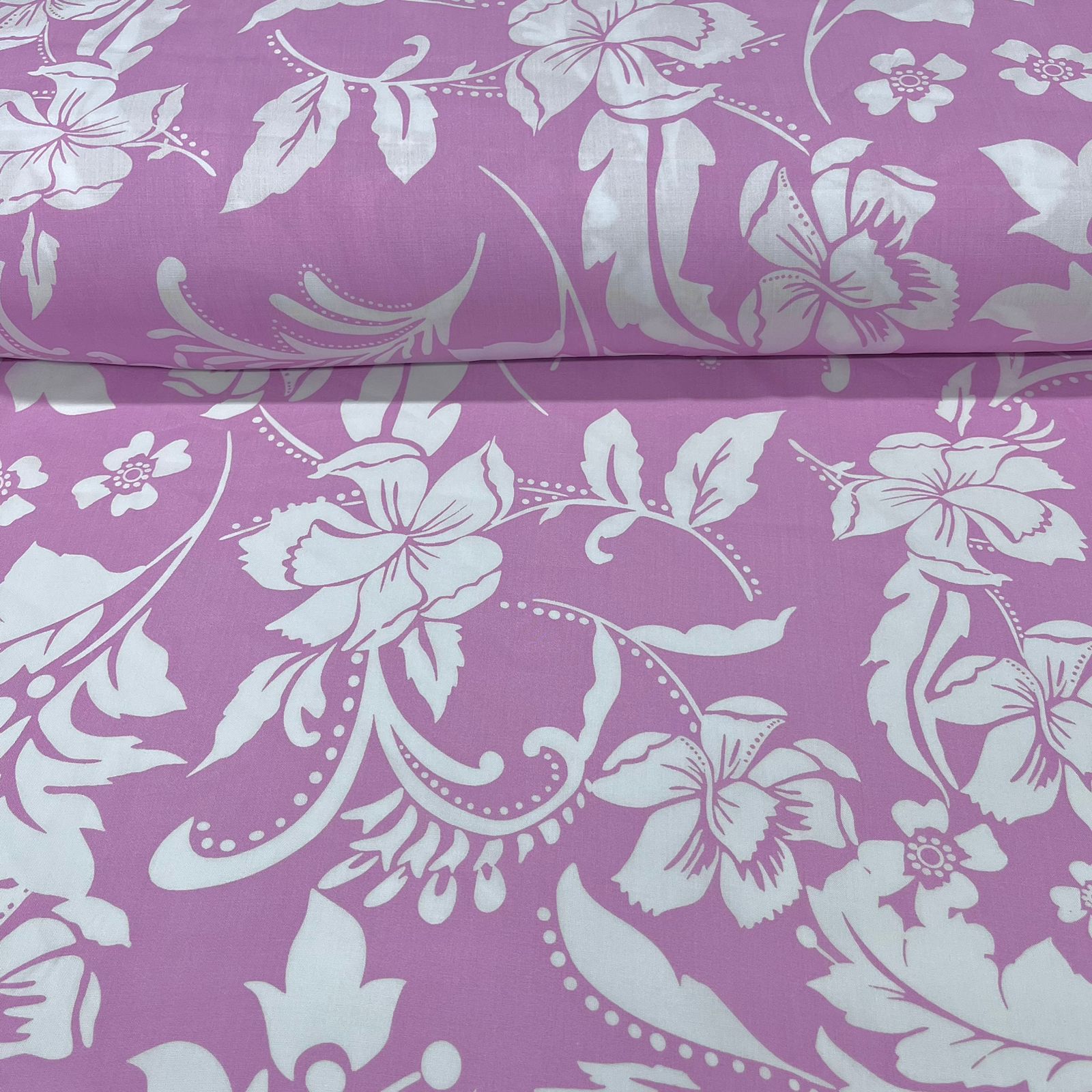 Viscose Floral Arabesco Rosa Claro