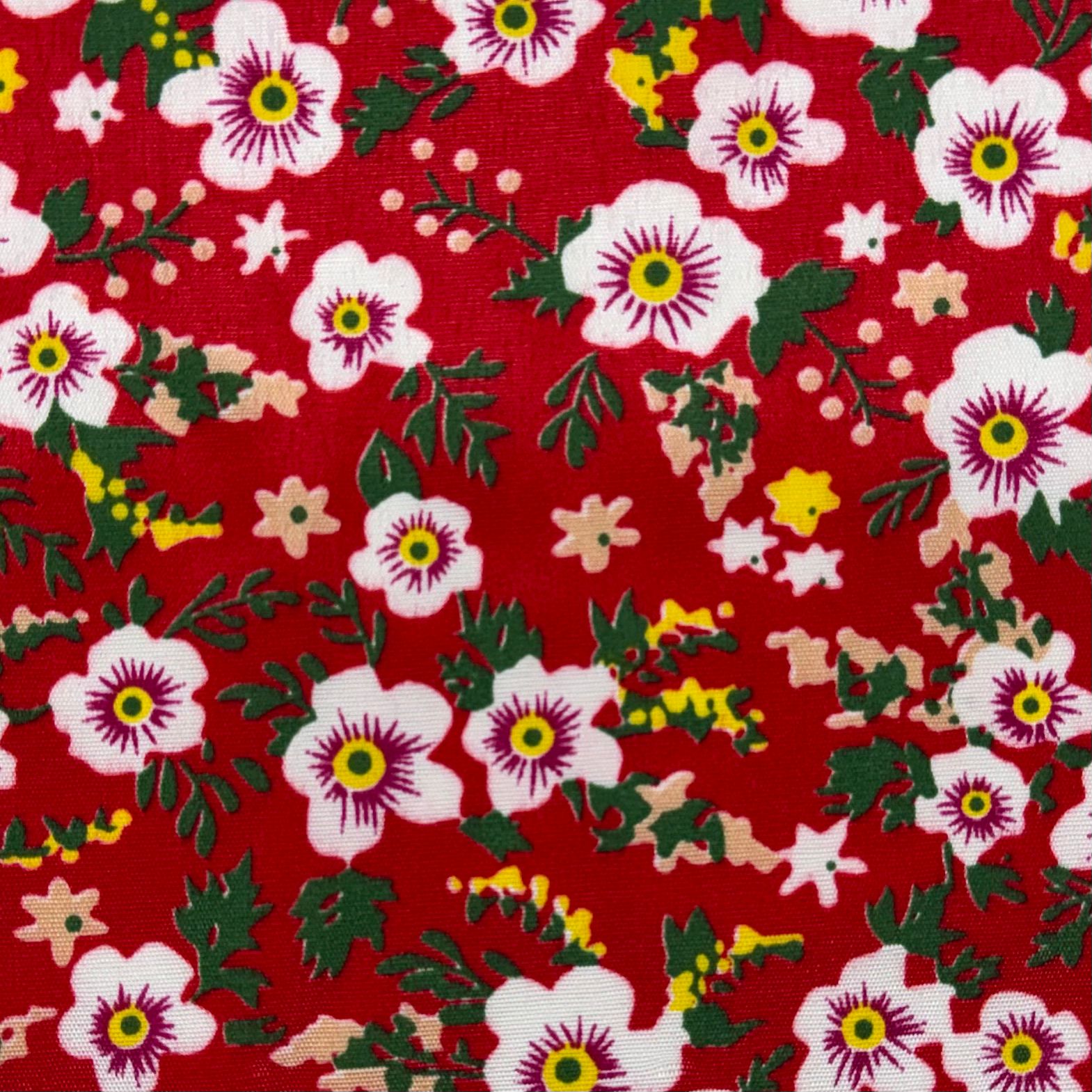 Chita Fake Flores Brancas Fundo Vermelho