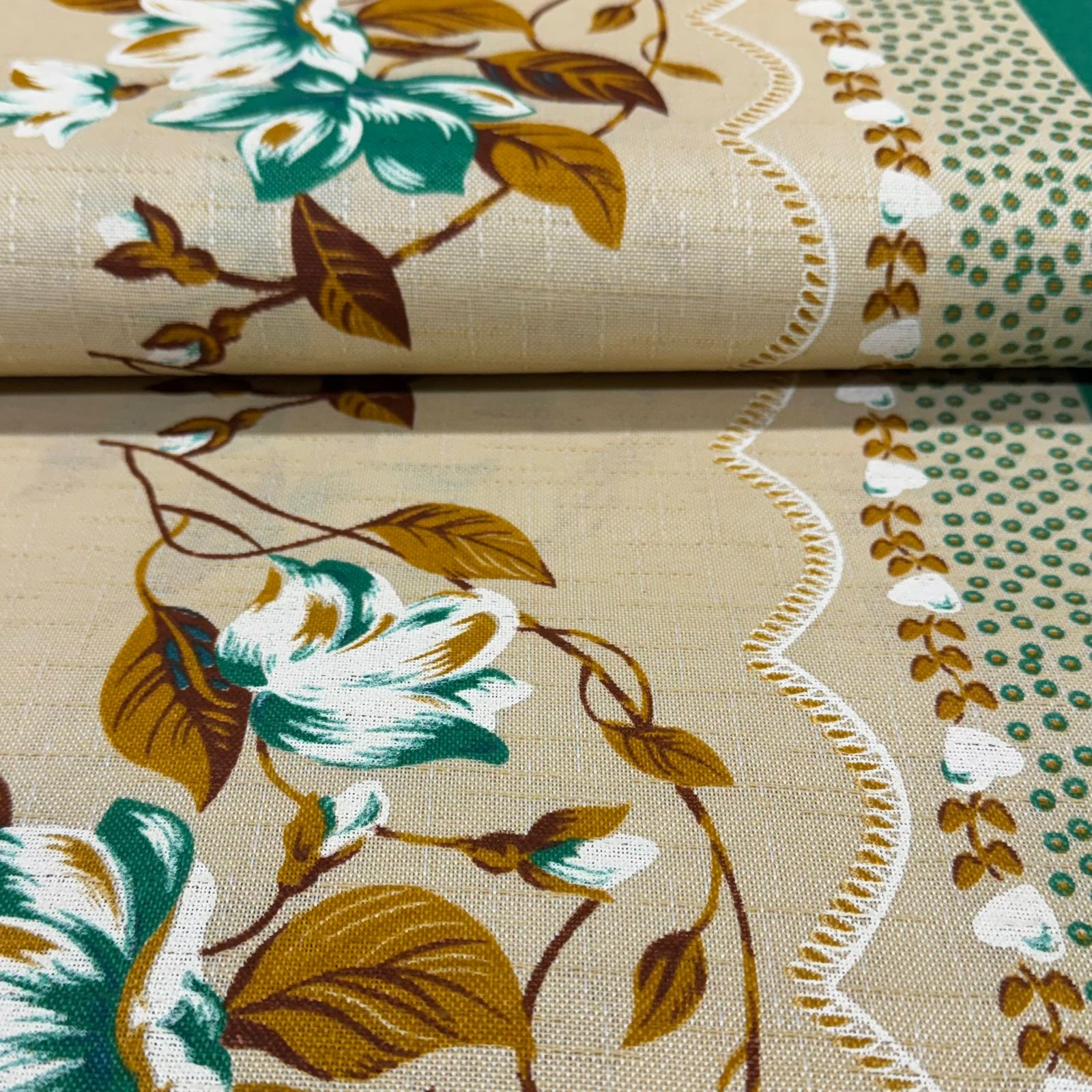 Toalha de Mesa Linhão Floral Tiffany