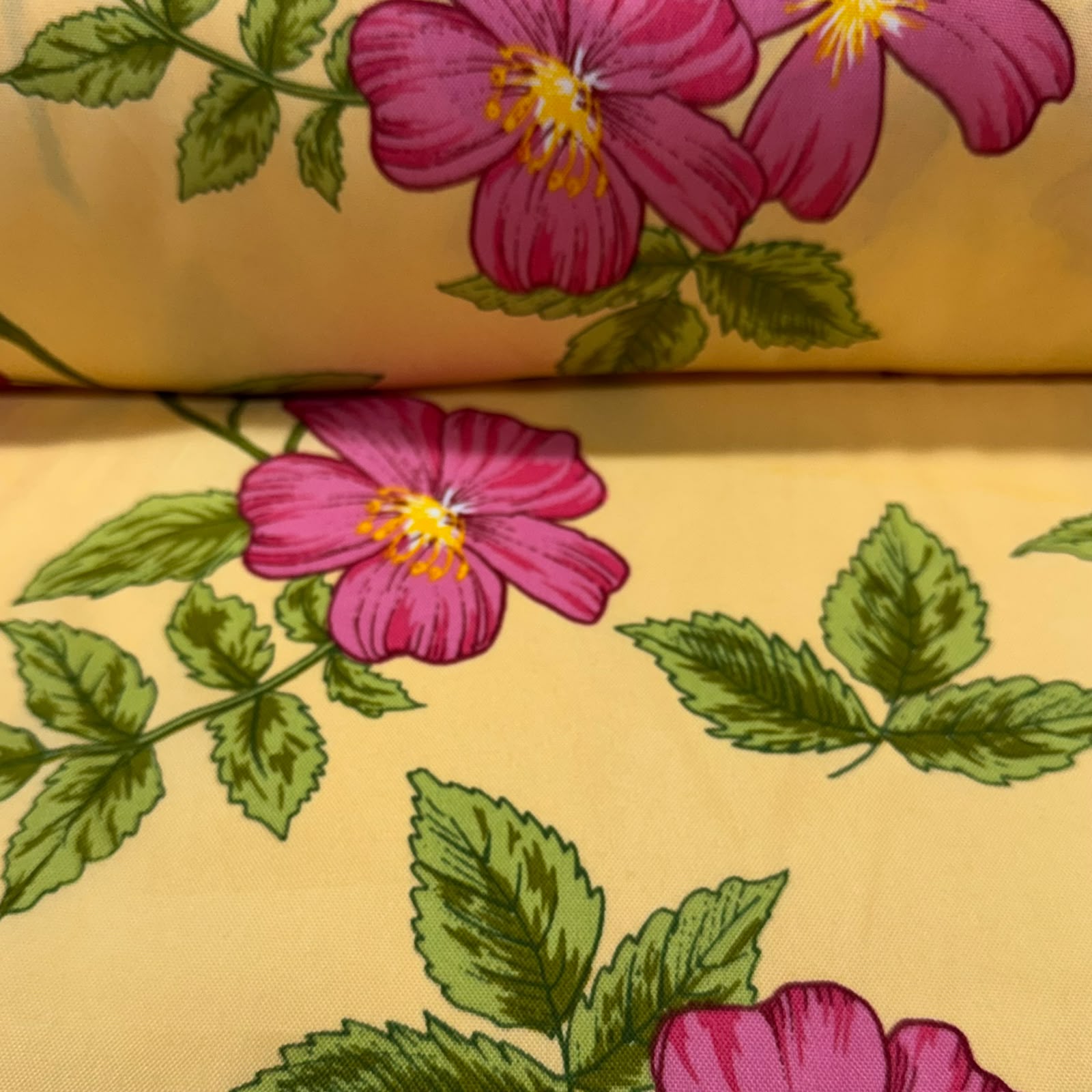 Oxford Estampado Flores Rosadas