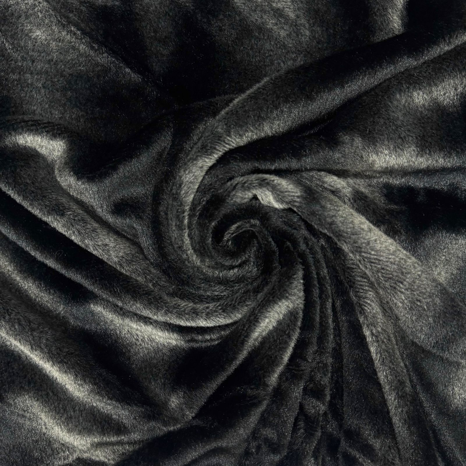 Pele Baixa Preto Malhado