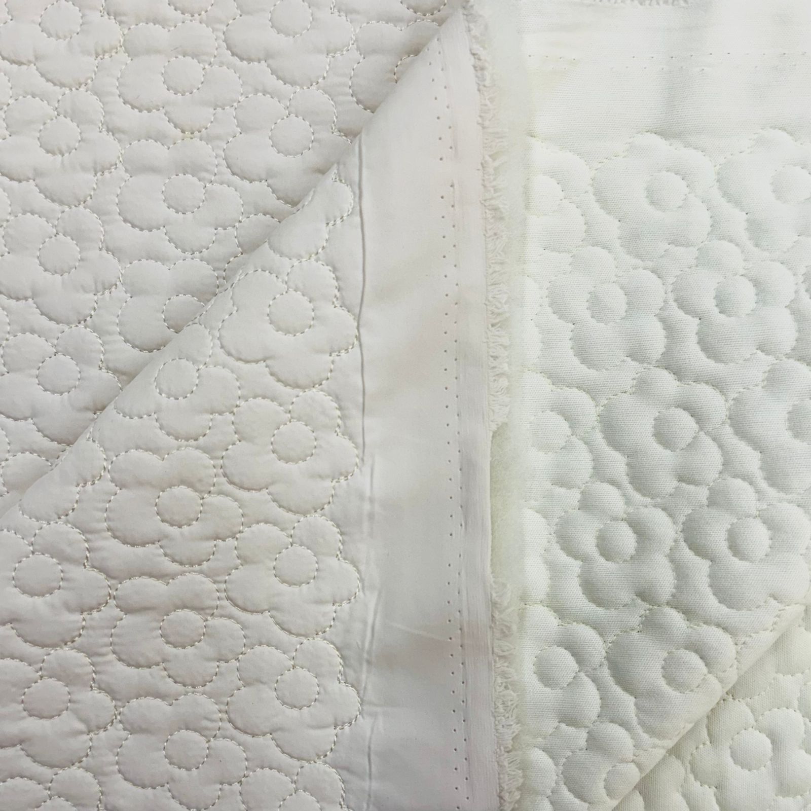 Matelassê Off White 