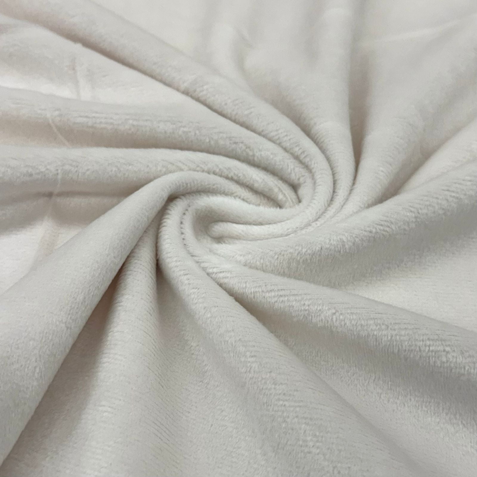 Plush Extra Macio Off White 