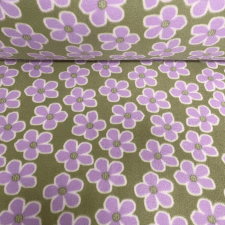 Soft Floral Lilás Fundo Verde