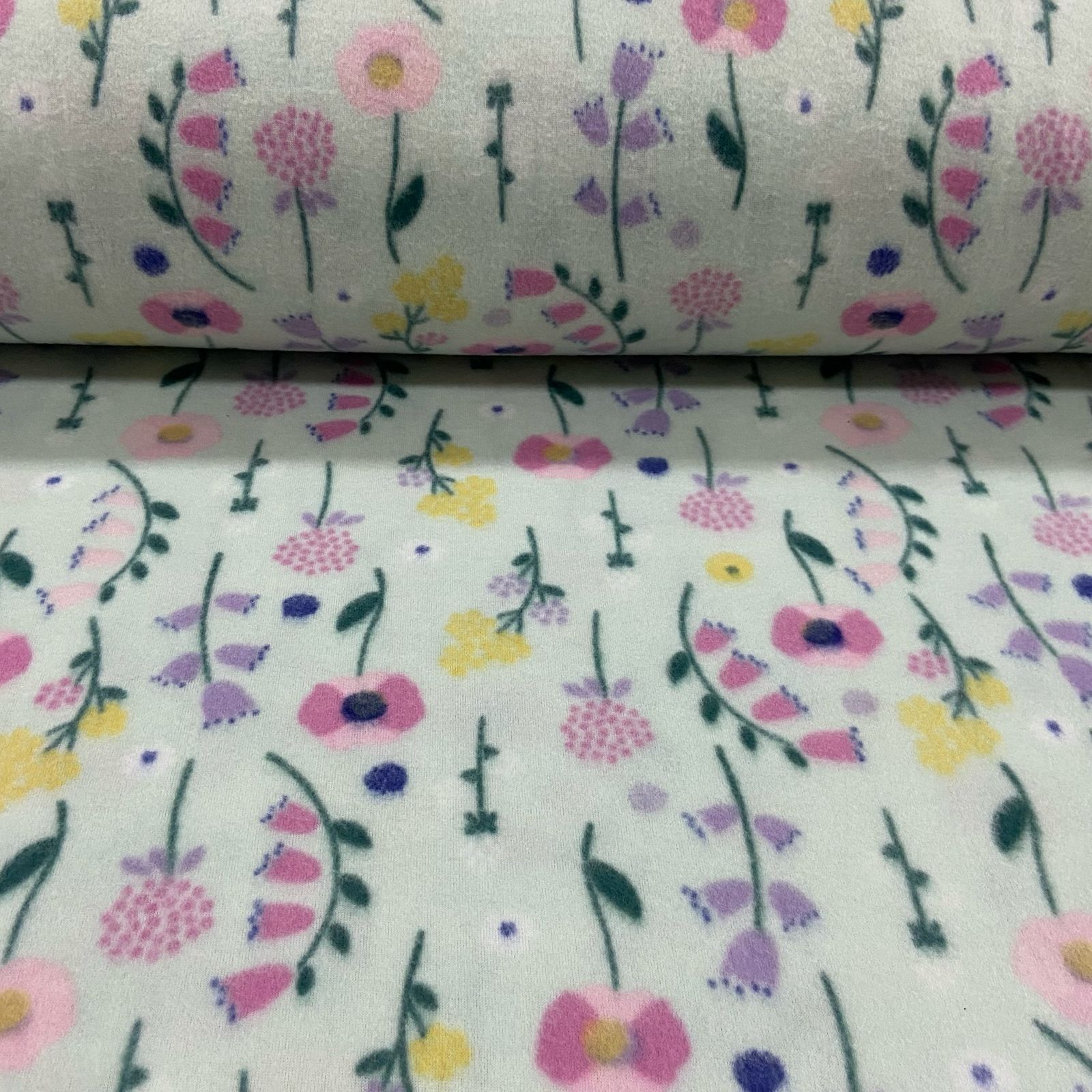 Soft Florzinhas Fundo Branco 