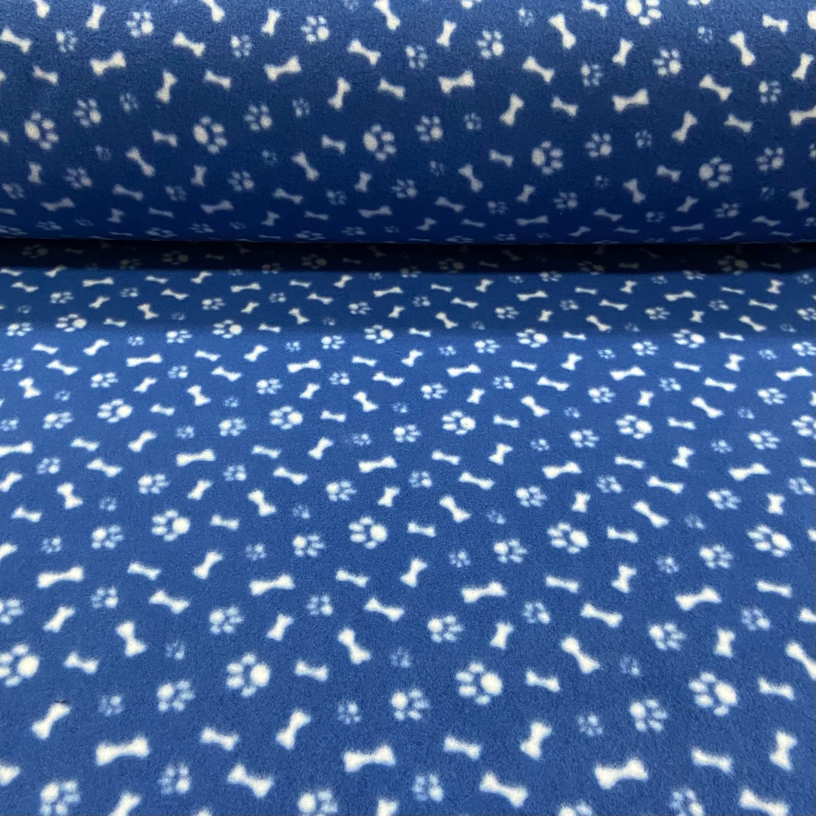 Soft Patas Fundo Azul