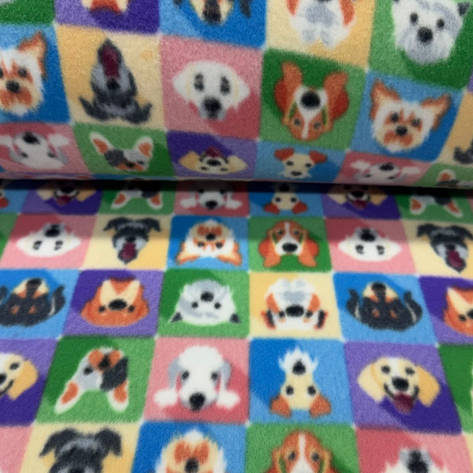 Soft Xadrez Colorido dos Dogs