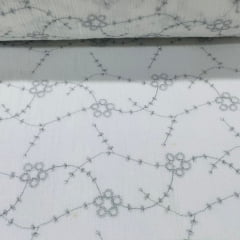 Crepe de Algodão Bordado Branco com Cinza Star ESQUENTA