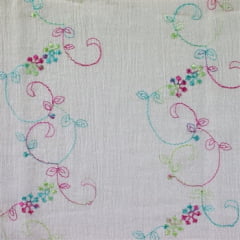 Crepe de Algodão Bordado Colorido Star