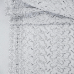 Laise Broderi Branco com Prata Laise Broderi Branco com Prata