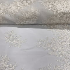 Tule Bordado Floral Branco no Branco
