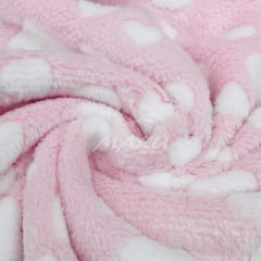 Mantinha Fleece 3D Coração Rosa Bebê