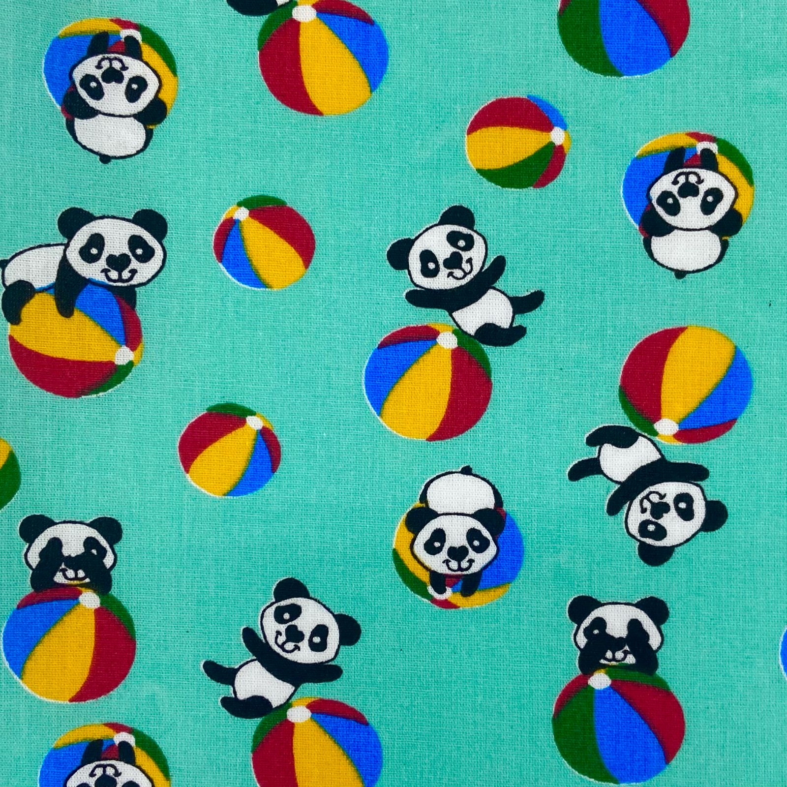 Tricoline Infantil Festa das Cores e Pandas