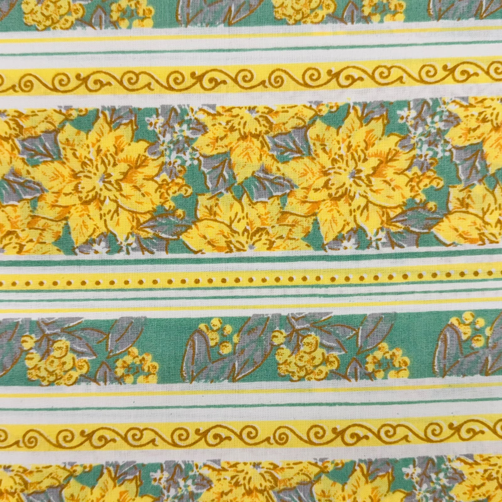 Tricoline Barrado Flores Belas Amarelas
