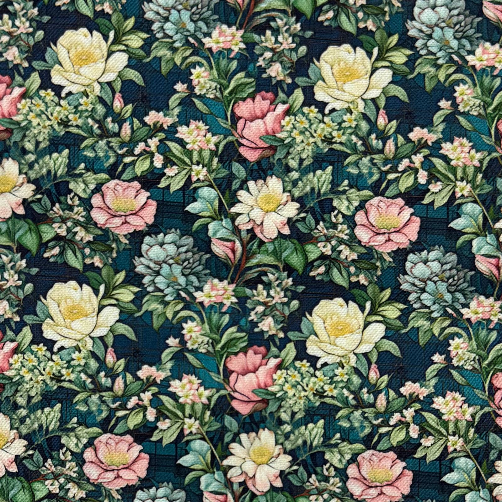 Tricoline Digital Floral Rosa em Azulejo
