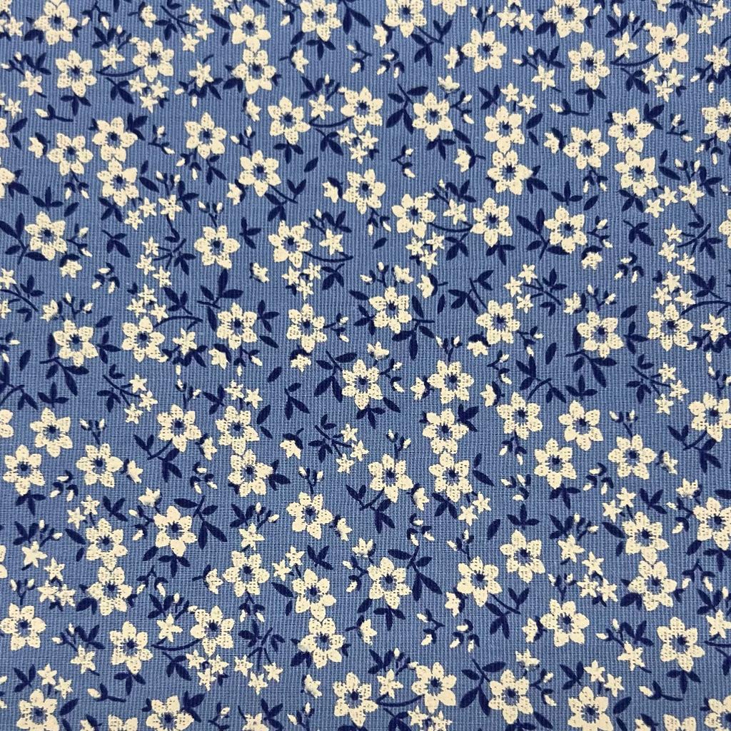 Tricoline Florzinhas Composê Azul 