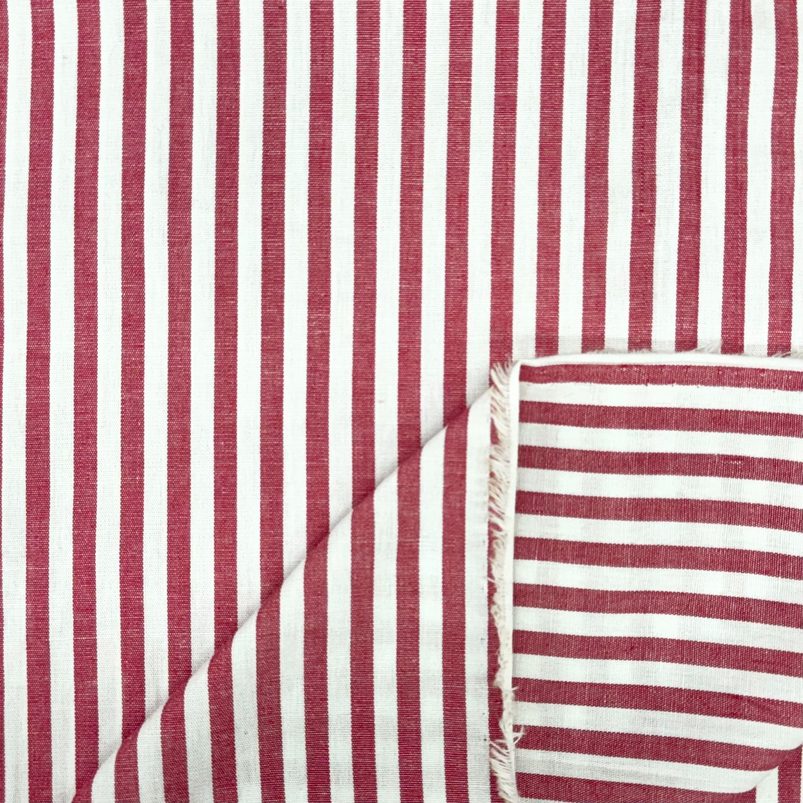 Tricoline Fio Tinto Listrado Vermelho