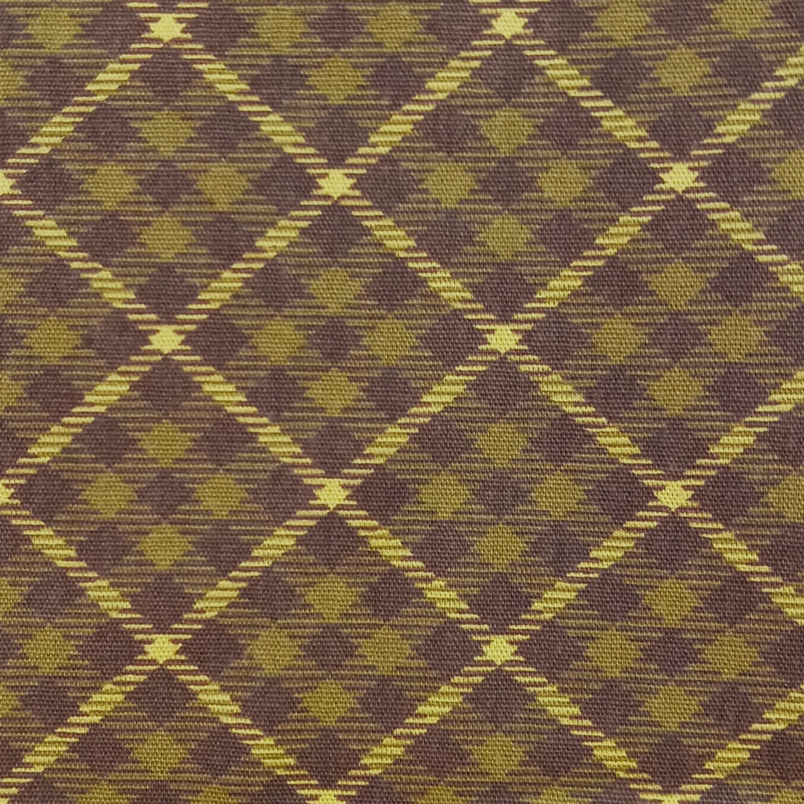 Tricoline - Coleção TARTAN - Xadrez Diagonal Marrom Castor - 0,50m X 1,50m